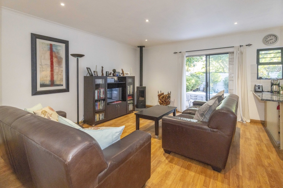 2 Bedroom Property for Sale in Claremont Western Cape